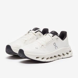 Read more about the article 男用／女用【運動鞋】哪些品牌可以送洗店？洗衣店專業清洗評估全整理